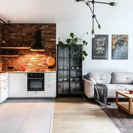 1-bedroom With Private Garden, Old Town * Krakau